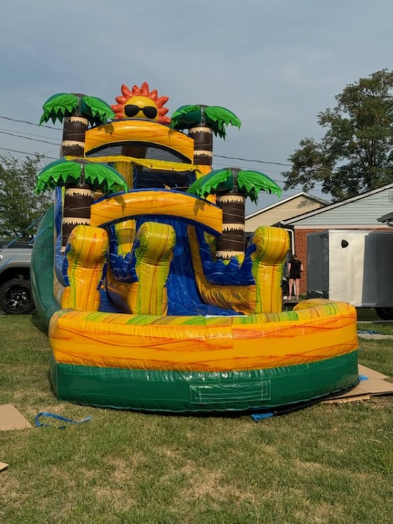 Aloha Splash Water Slide (Dry)